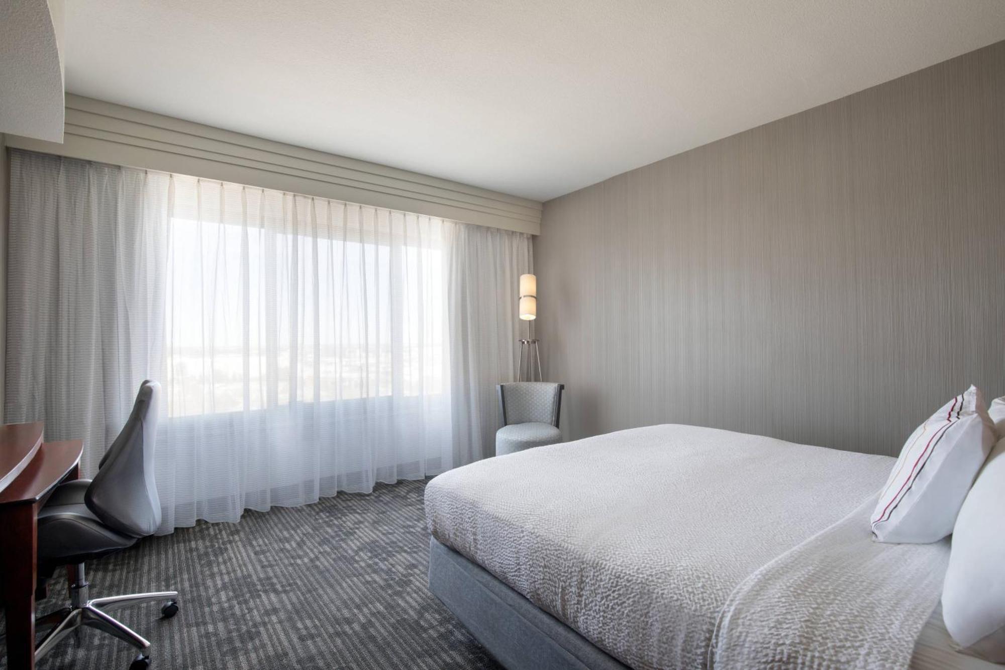 Courtyard By Marriott Dallas Allen At Allen Event Center Exterior foto